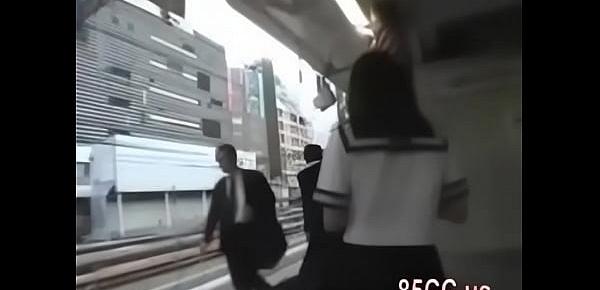  School girl want to fuck on train